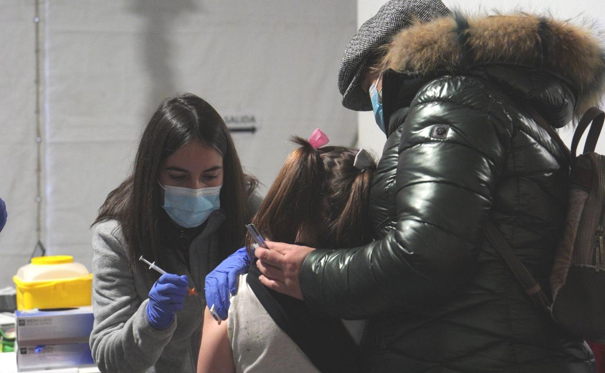 Vacunación infantil contra la covid en Burgos.