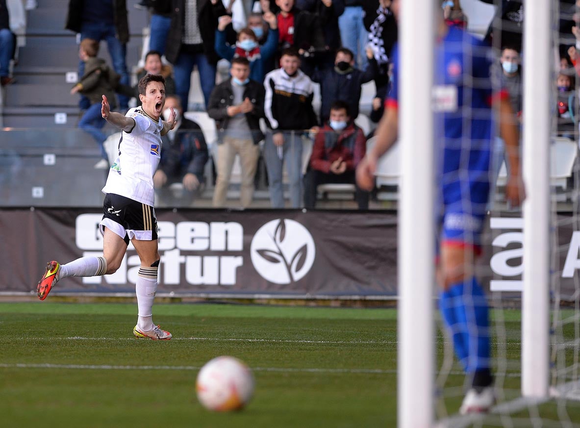 Fotos: El Burgos CF - SD Amorebieta, en imágenes