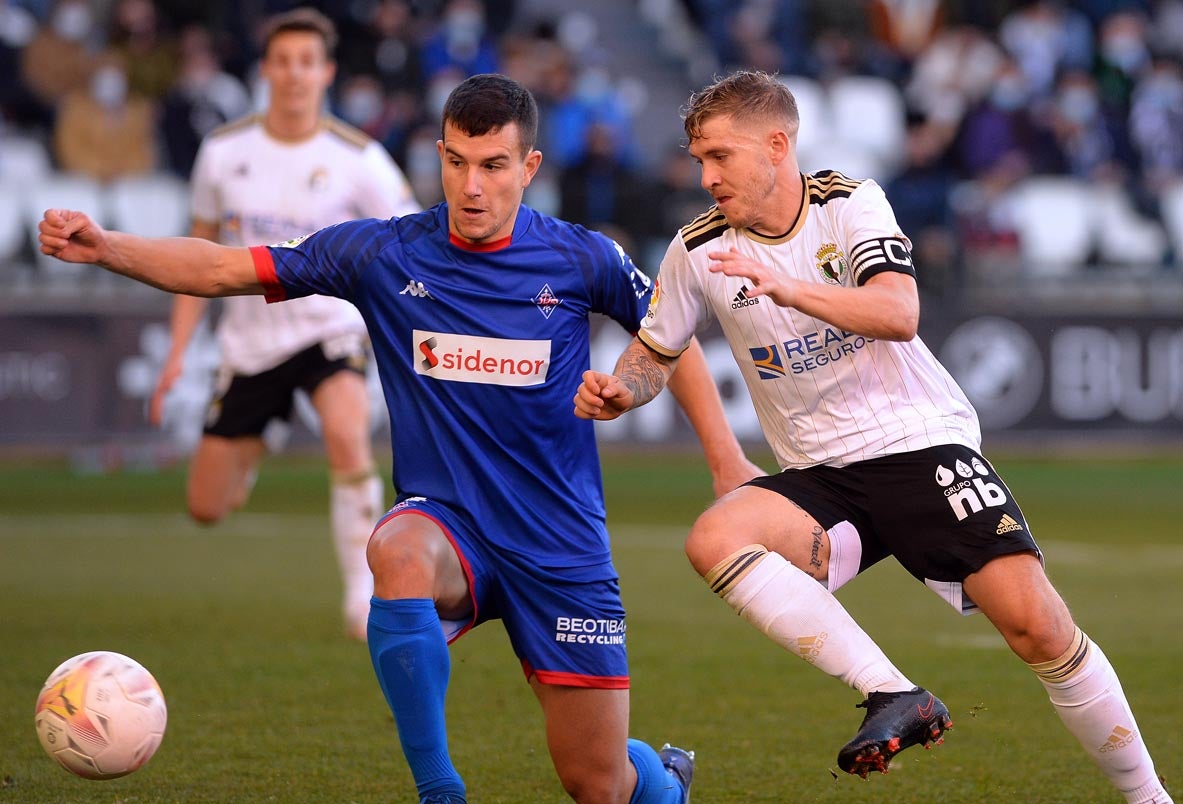 Fotos: El Burgos CF - SD Amorebieta, en imágenes