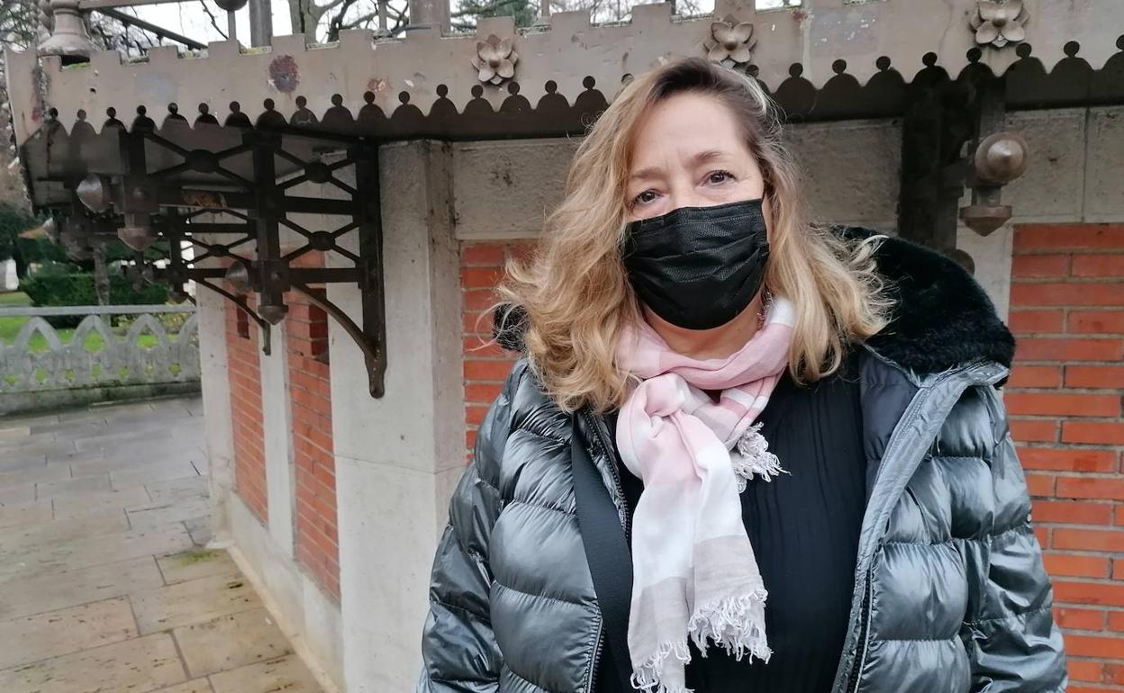 Susana Vallecillo lleva 32 años trabajando en el San Juan de Dios.