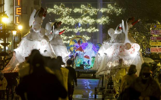 Galería. Fotografías de la Cabalgata de Reyes en Burgos. 