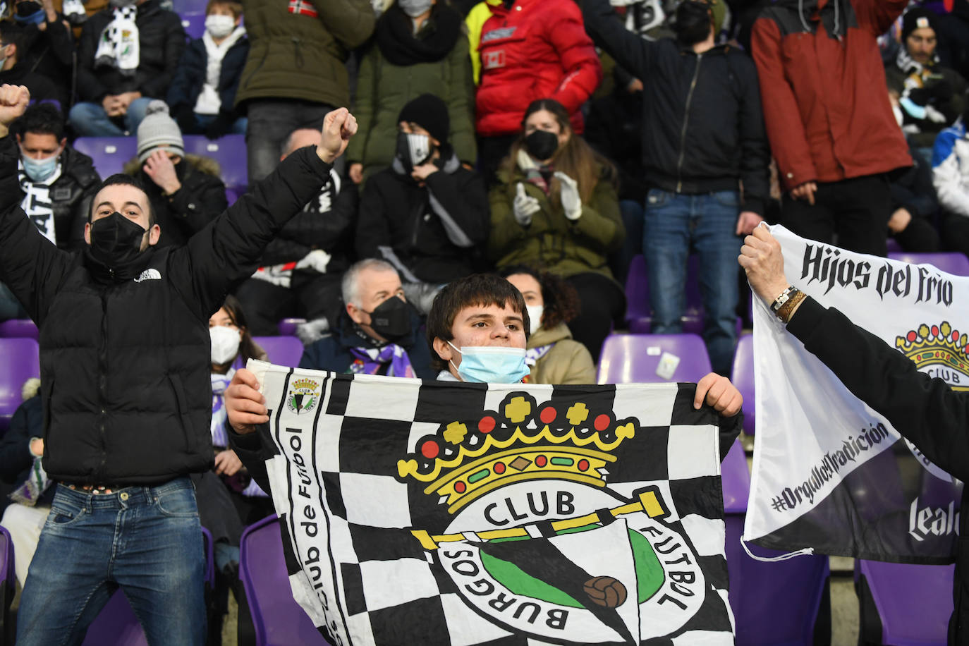 Centenares de aficionados del Burgos CF se hicieron notar en Valladolid.