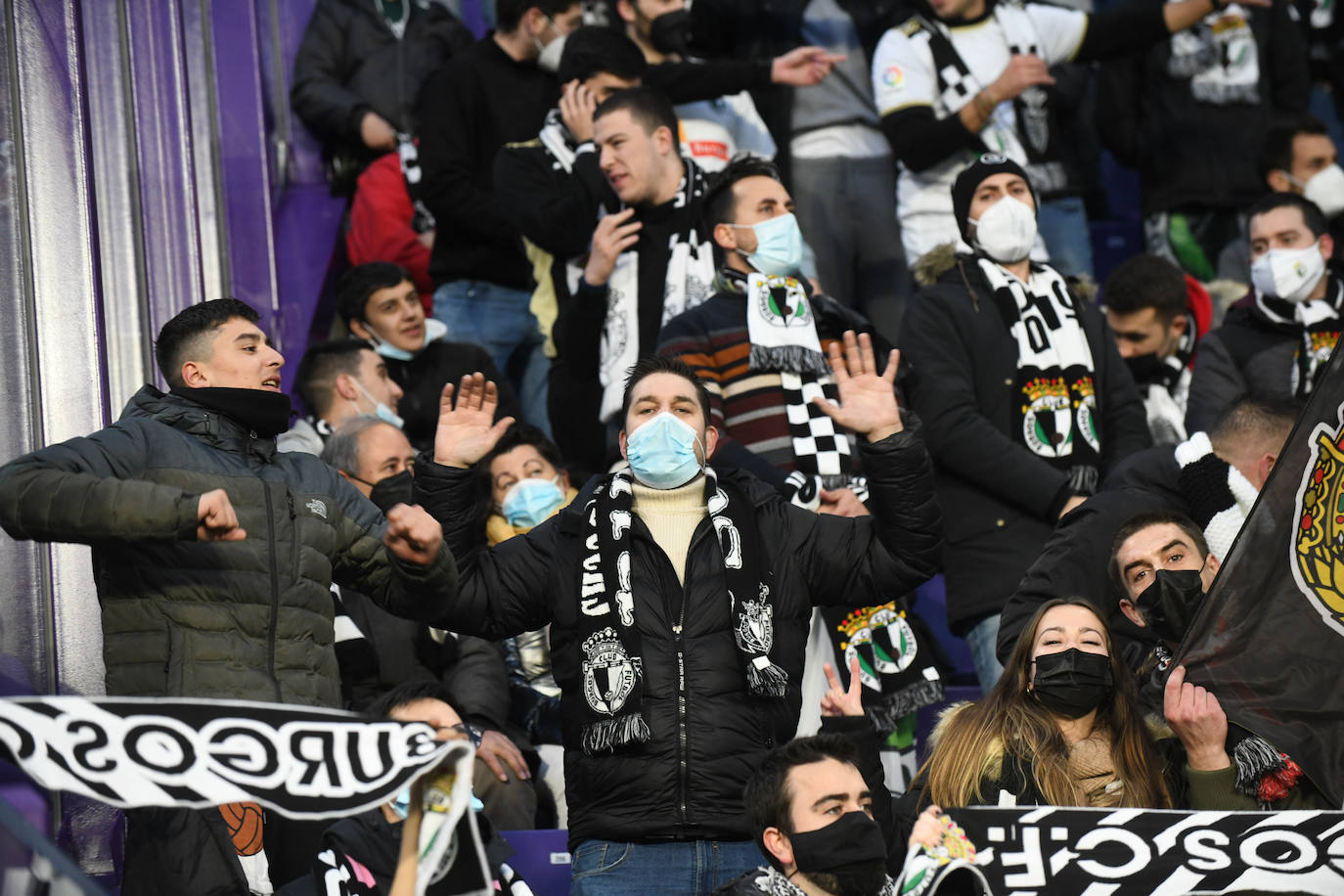 Centenares de aficionados del Burgos CF se hicieron notar en Valladolid.