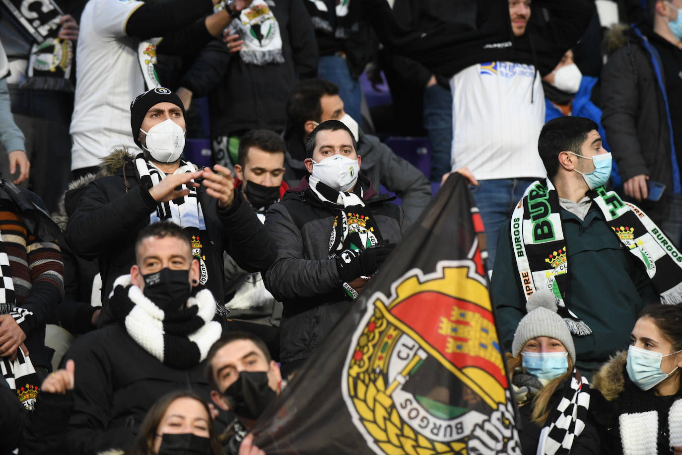 Centenares de aficionados del Burgos CF se hicieron notar en Valladolid.