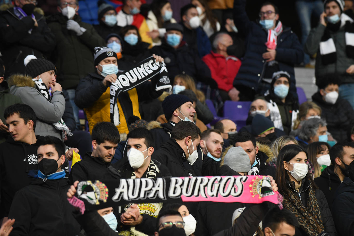 Centenares de aficionados del Burgos CF se hicieron notar en Valladolid.