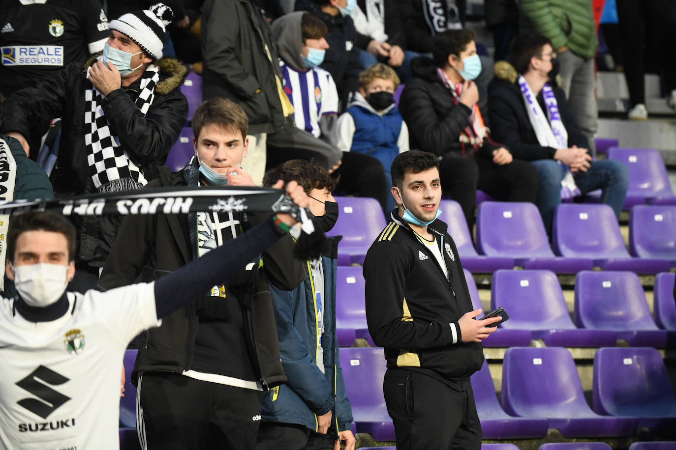 Centenares de aficionados del Burgos CF se hicieron notar en Valladolid.