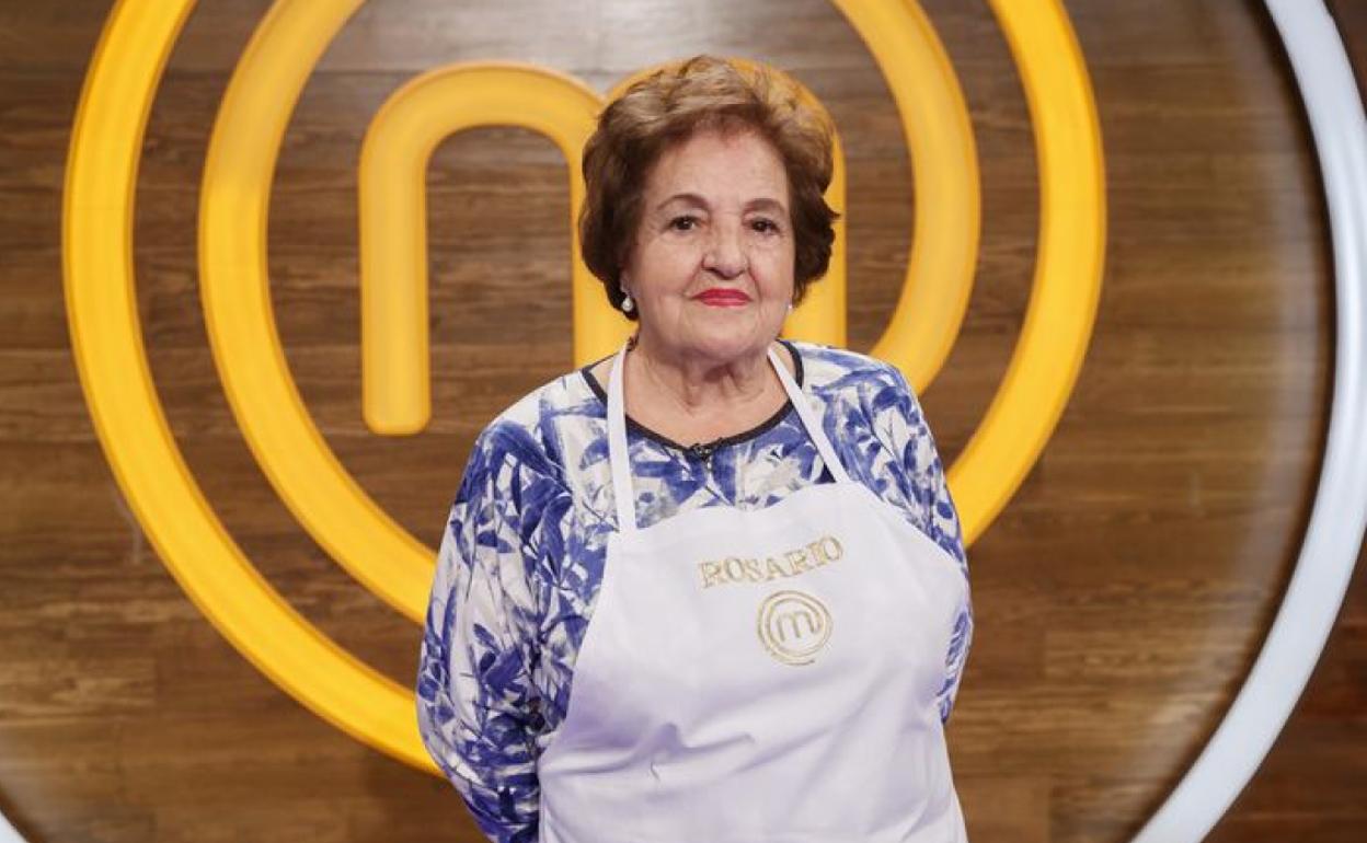 Rosario Repiso con su delantal de Masterchef Abuelos. 