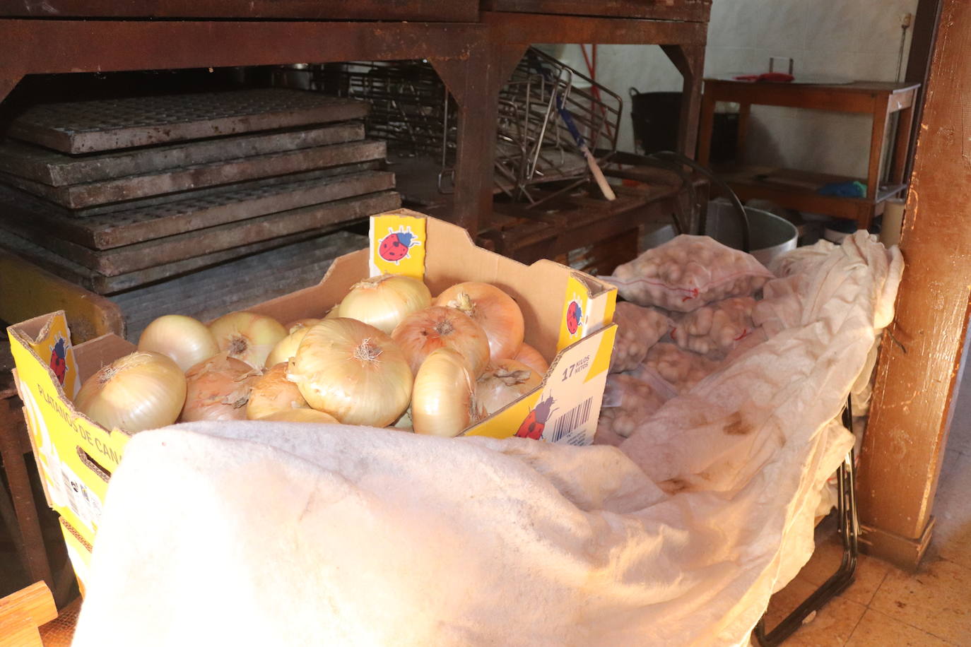 Fotos: Empieza la preparación de los tradicionales Titos de Burgos