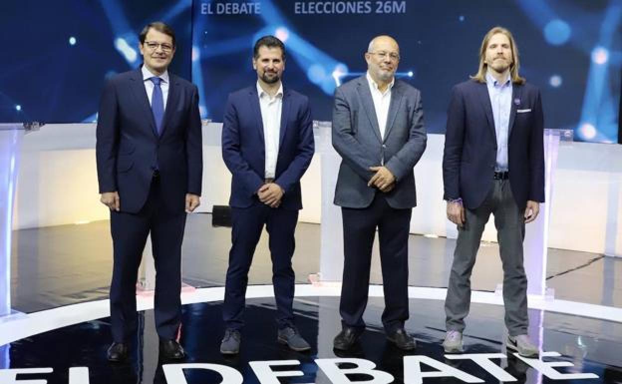 Los candidatos a la Presidencia de la Junta del PP, Alfonso Fernández Mañueco; Psoe, Luis Tudanca; Ciudadanos, Francisco Igea y Podemos, Pablo Fernández, en el debate electoral de 2019.