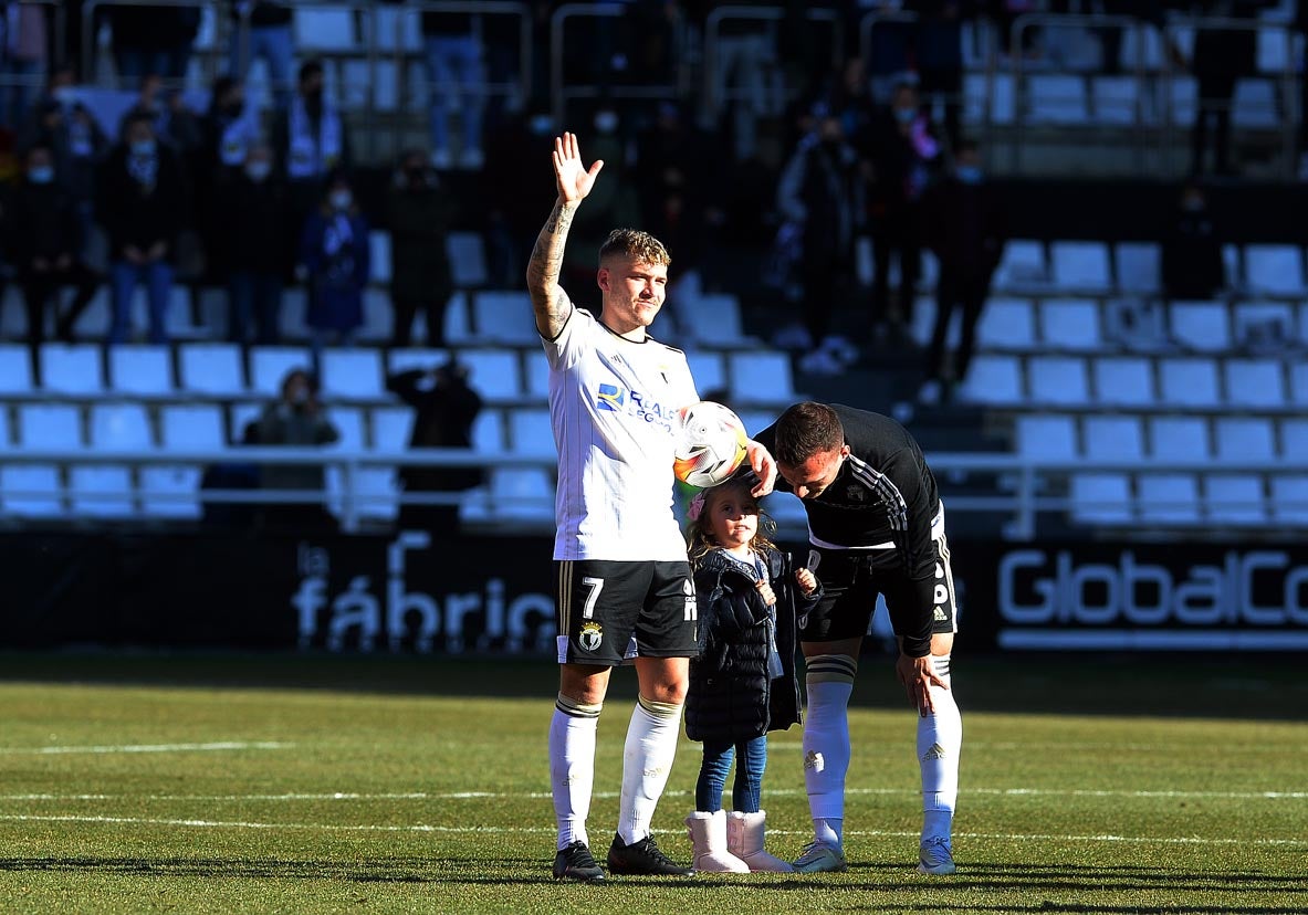 Fotos: El Burgos golea al Leganés