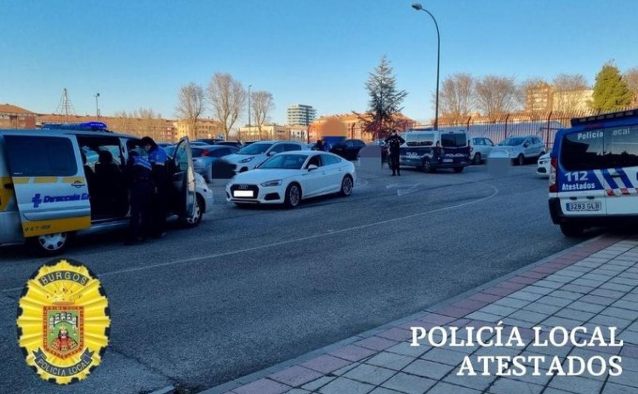 El coche fue interceptado junto al aparcamiento disuasorio de Las Torres. 