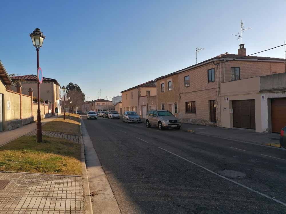 Fotos: Los vecinos de la Barriada de los Ríos reivindican mejoras para este barrio de Burgos