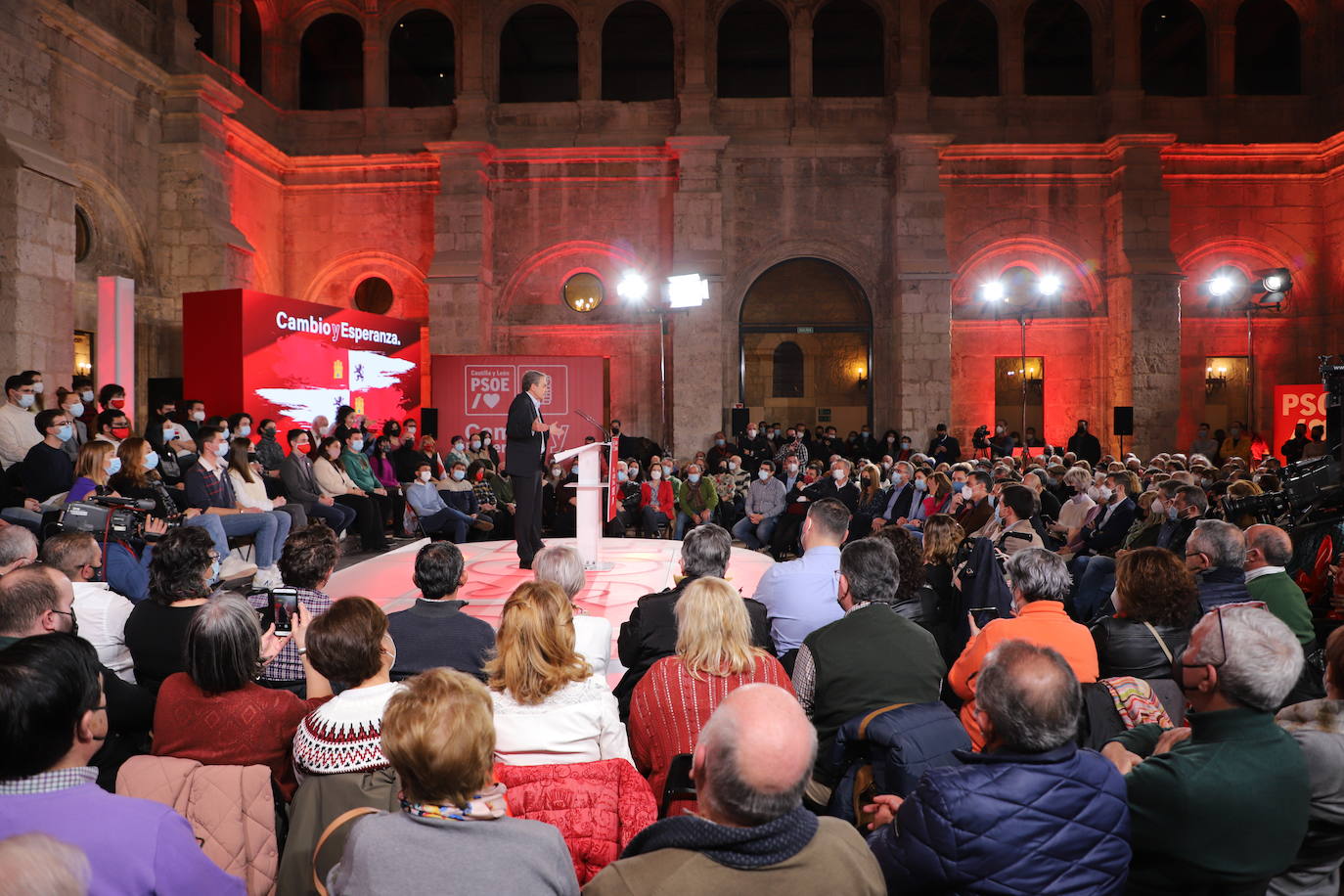 Pedro Sánchez y José Luis Rodríguez Zapatero apoyan a Tudanca en Burgos.