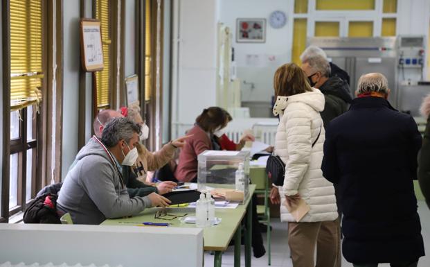 Sube dos puntos la participación en Burgos capital, pero cae en la provincia 