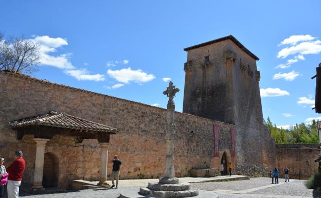 El Torreón de Fernán González es una de las construcciones medievales más antiguas de Burgos. 