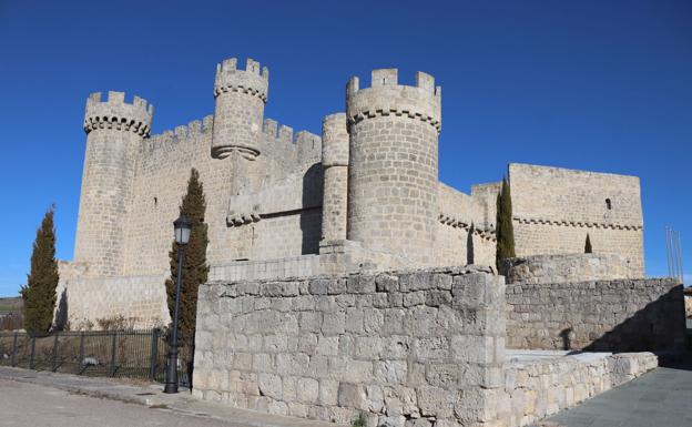 El castillo de Olmillos de Sasamón es hoy un establecimiento hotelero. 