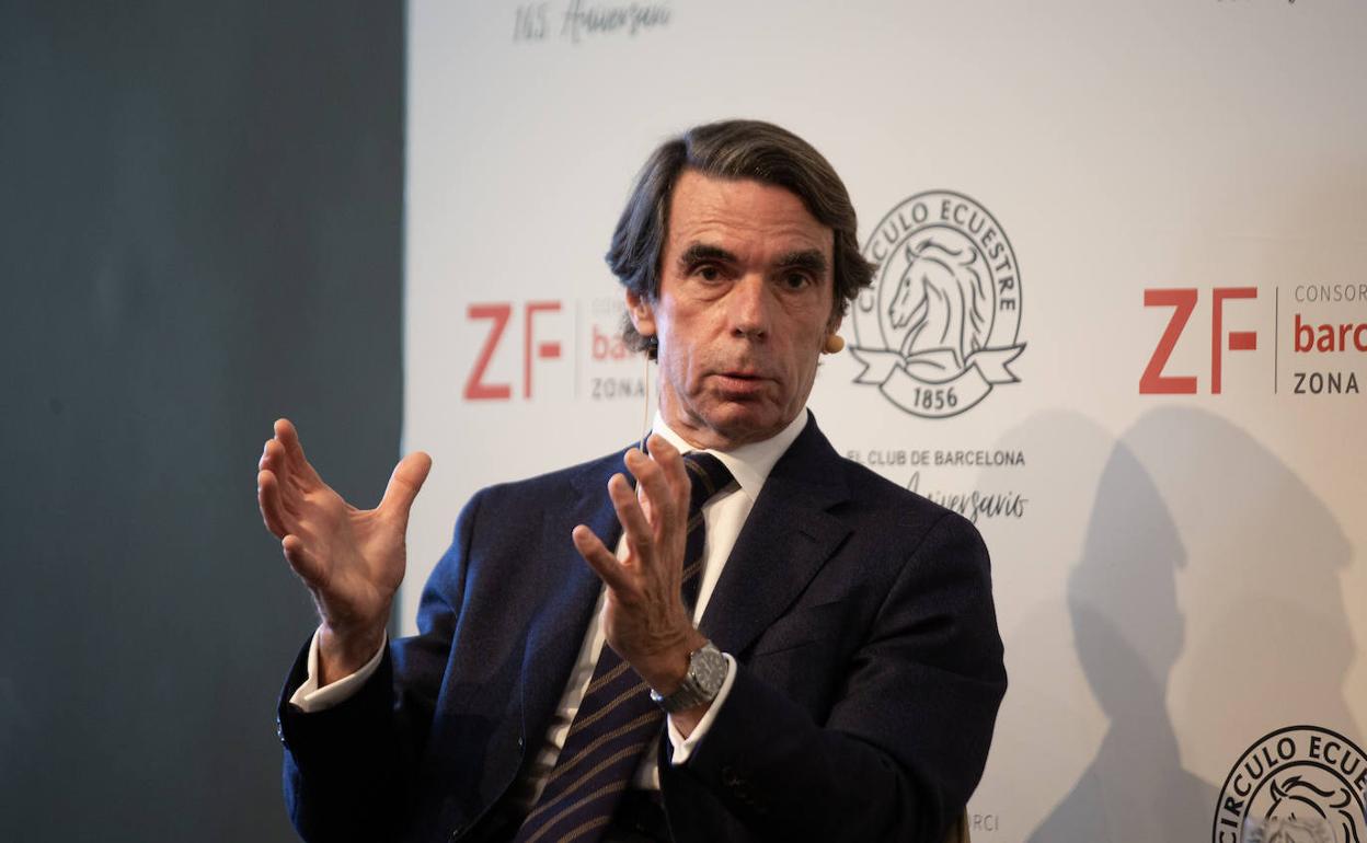 El expresidente del Gobierno, José María Aznar, durante una conferencia en Cataluña. 