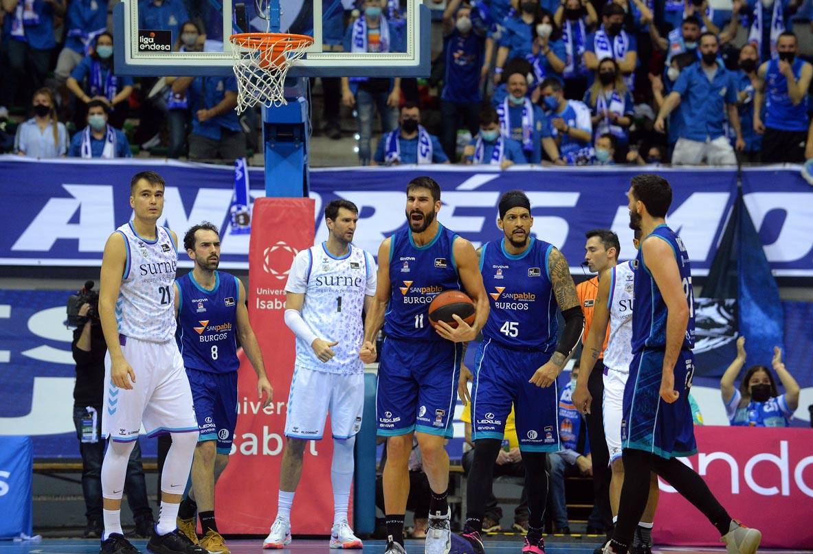 Fotos: El Hereda San Pablo Burgos gana un partido vital