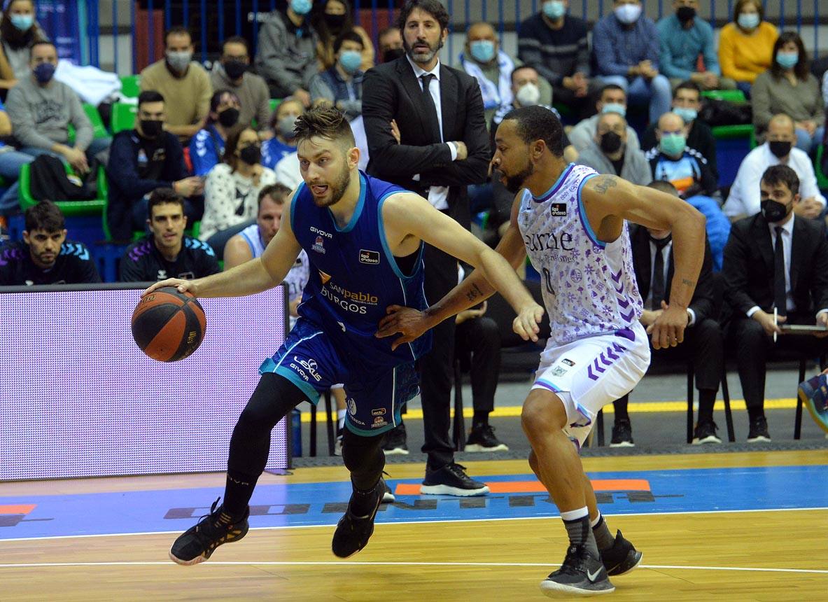 Fotos: El Hereda San Pablo Burgos gana un partido vital