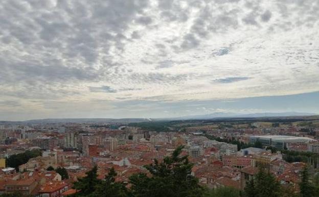 Llegan las nubes, pero las precipitaciones serán escasas. 