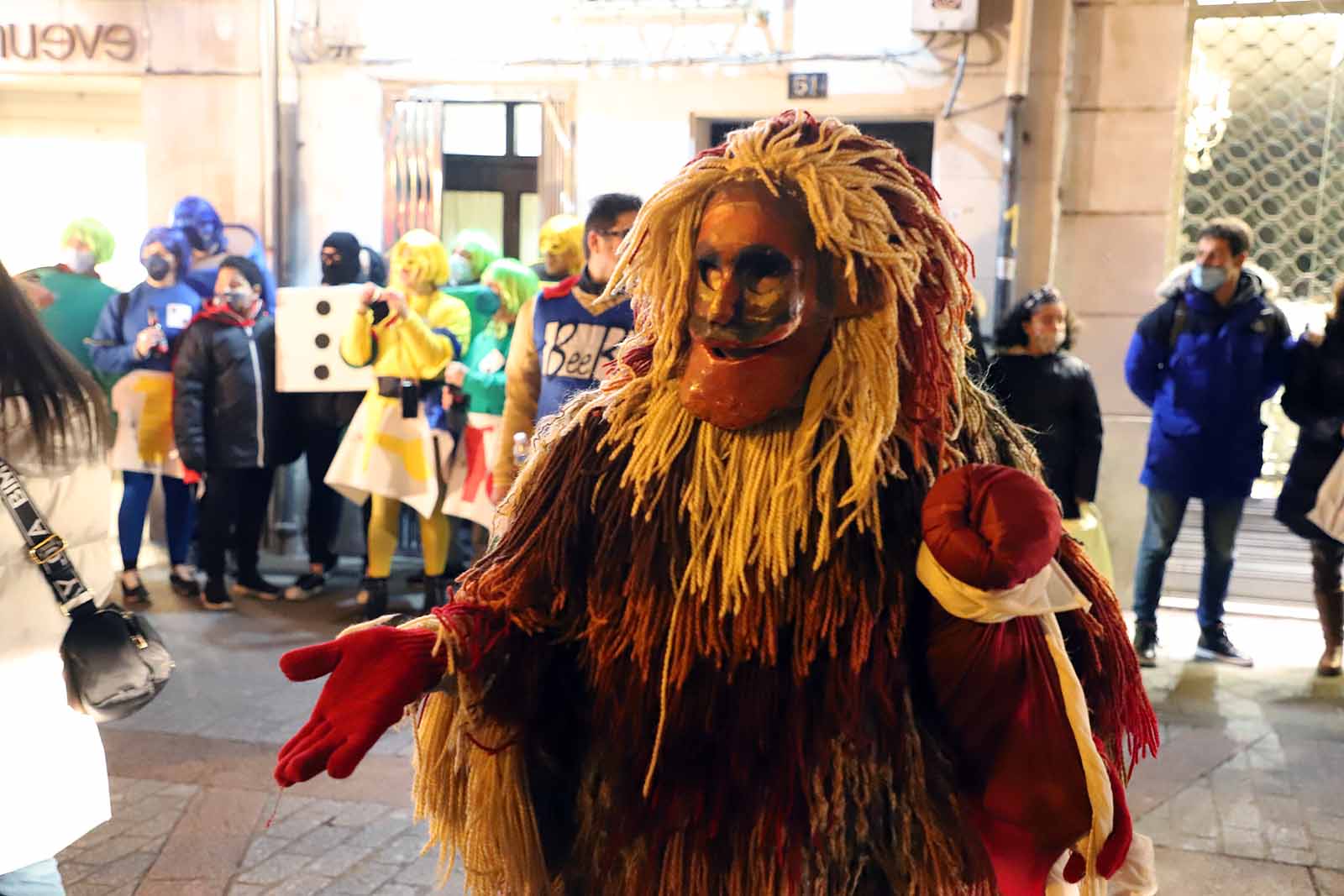 El genio de Aladín viaja en su alfombra