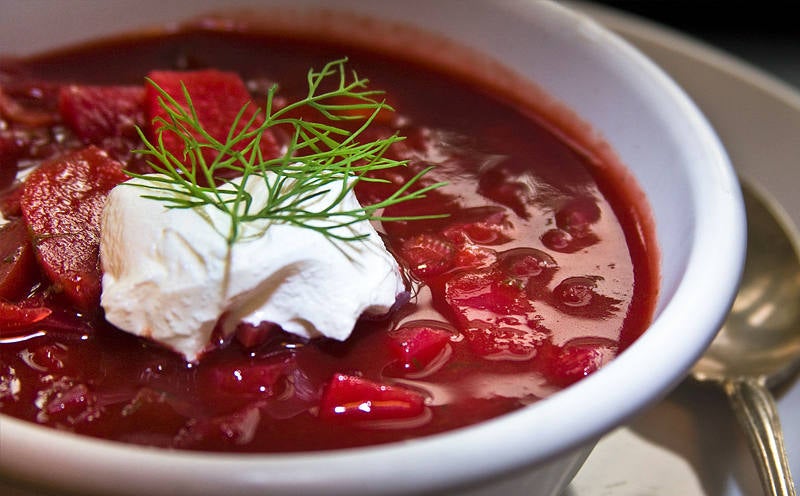 Borsch con nata agria