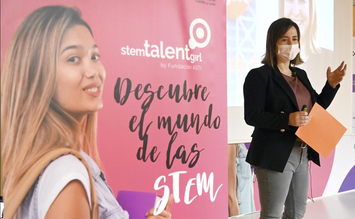 Diana de Córdoba fue la protagonist ade la última sesión del Stem Talent Girl. 