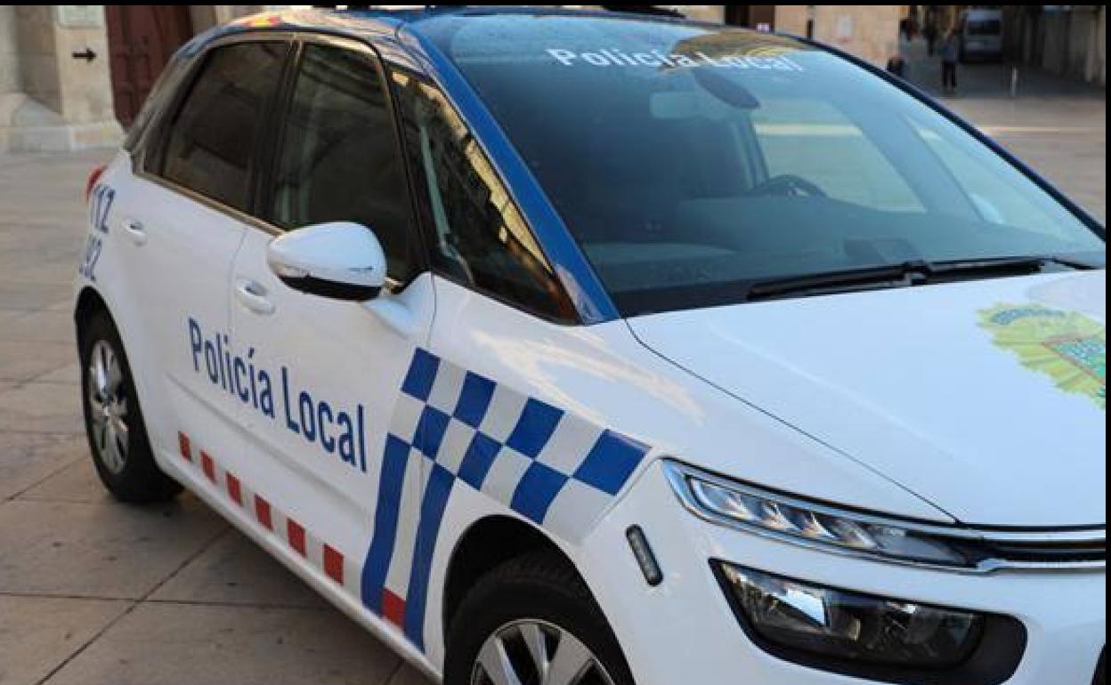 Vehículo de la Policía Local de Burgos.