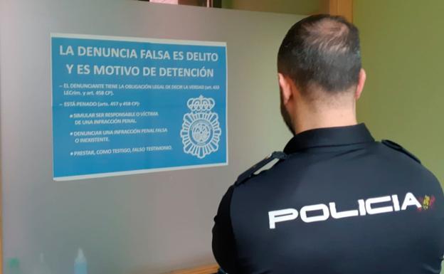 Intentan estafar al seguro denunciando el robo falso de una cazadora valorada en 300 euros