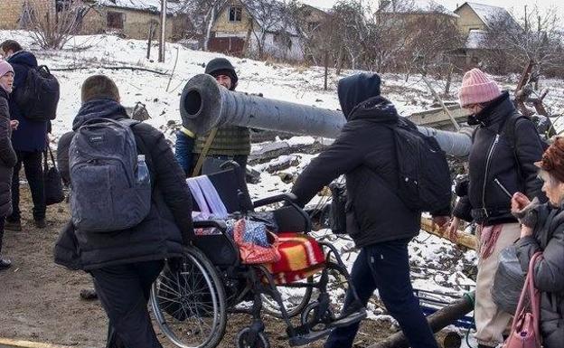 «Nadie te asegura que entre las bombas vayas a llegar a Kiev con vida»