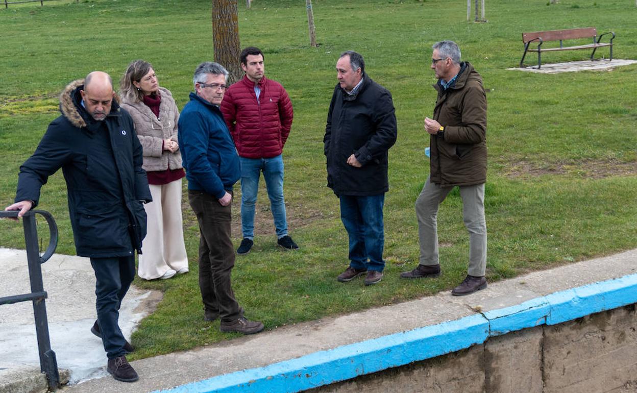 Visita de la CHE a Villarcayo. 