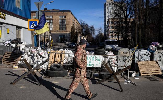 Check-point en el centro de Kiev.