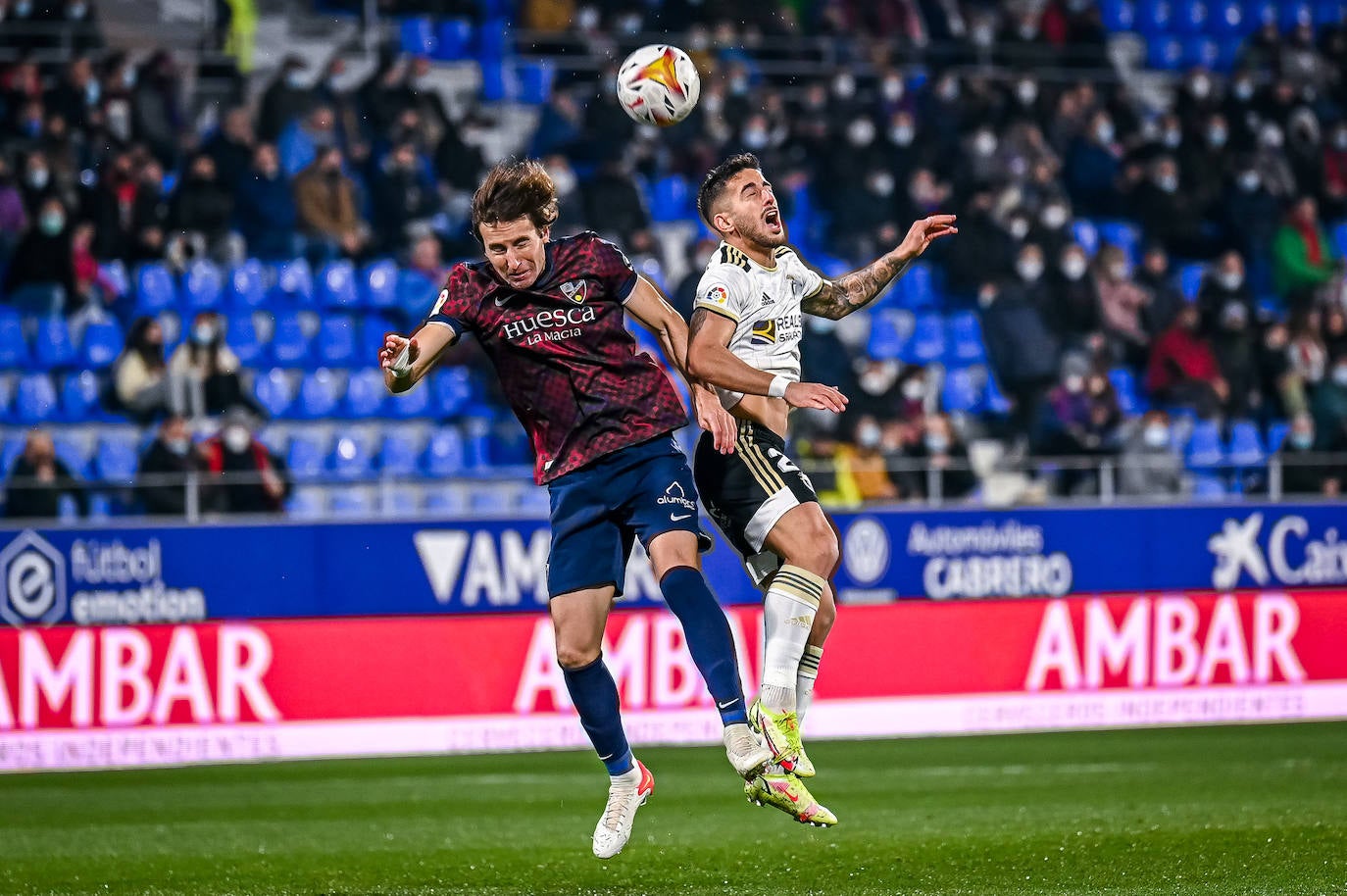 Fotos: El Burgos CF cae por la mínima ante el Huesca