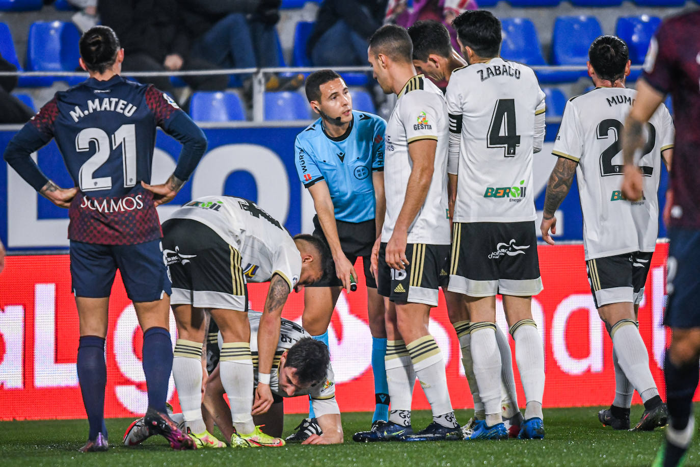 Fotos: El Burgos CF cae por la mínima ante el Huesca