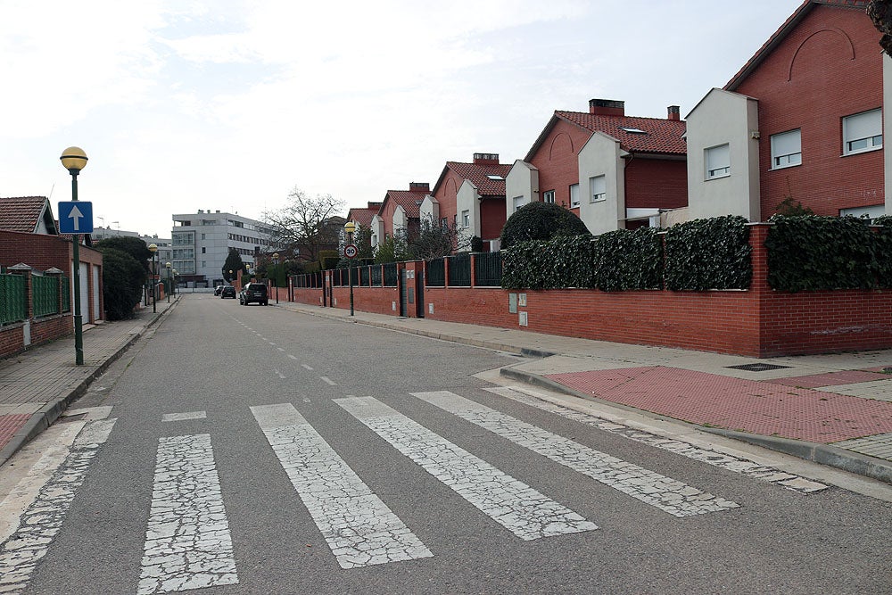 Fotos: Los vecinos de El Pilar reclaman mejoras para el barrio