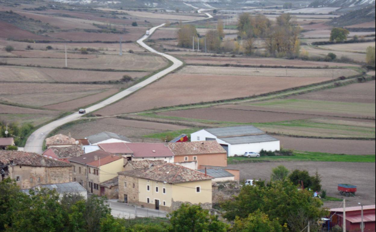 La localidad defiende que el paso del AVE por el valle generará problemas graves a la localidad y a la propia infraestructura. 