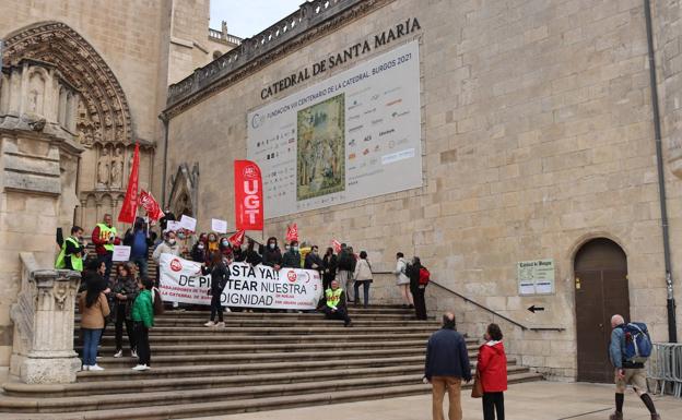 Los trabajadores de la Catedral desconvocan la huelga tras firmar un acuerdo con el Cabildo