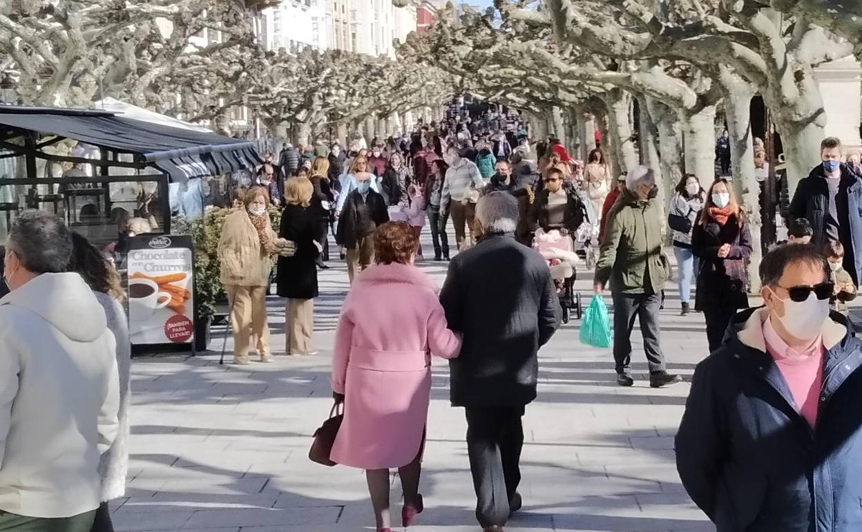 Imagen de archivo de una calle de Burgos, capital de una provincia con caída de población. 