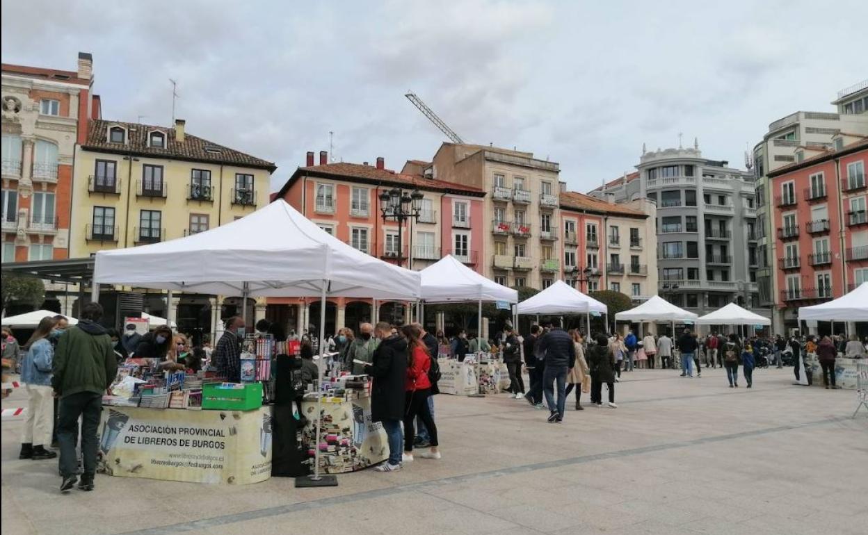 El Día del Libro ya se pudo celebrar en las calles de Burgos el pasado año.