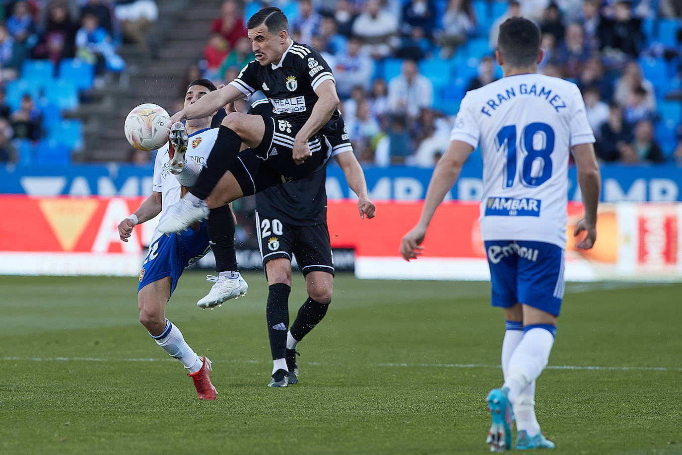 Fotos: Sin goles en La Romareda