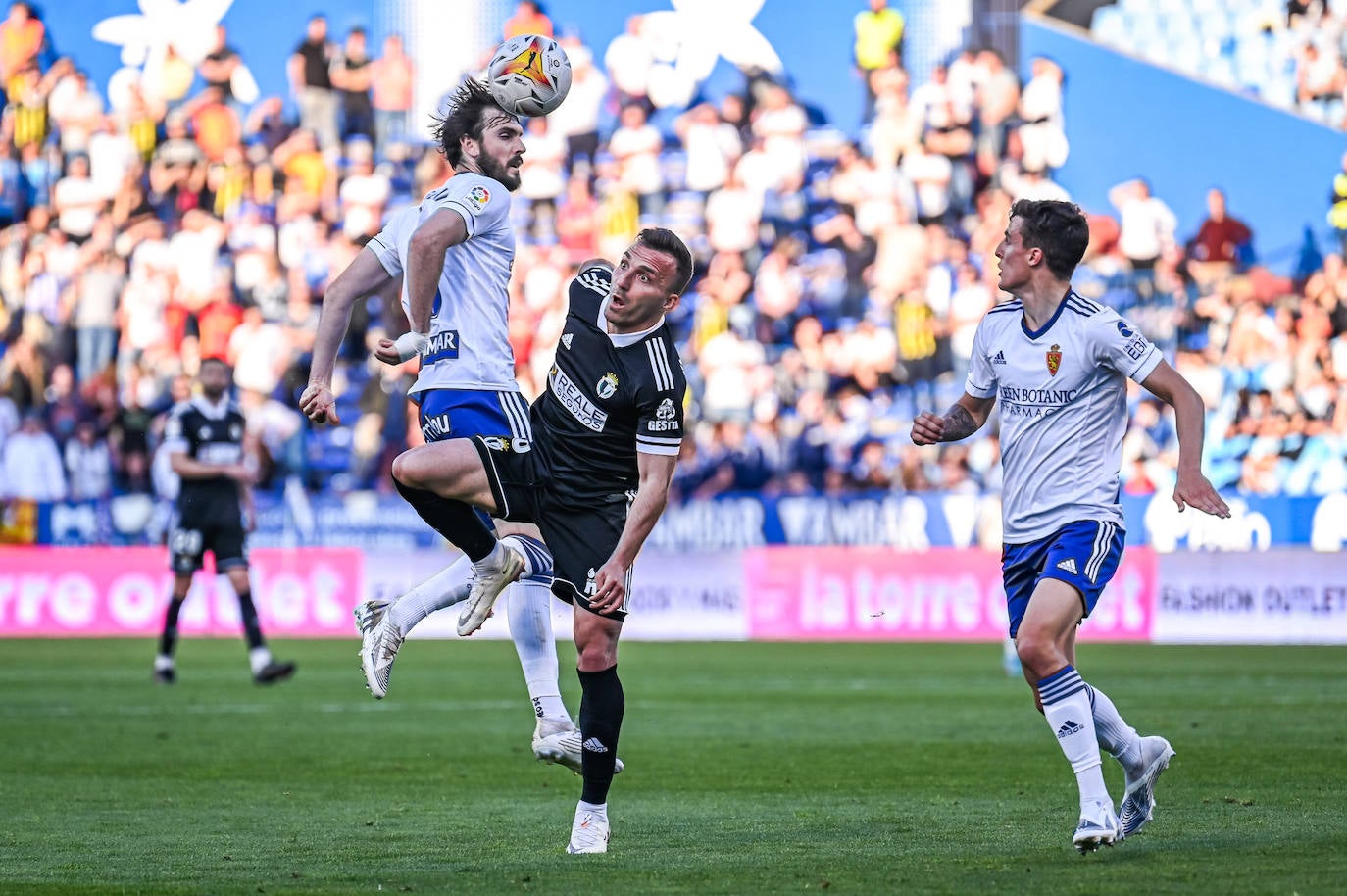 Fotos: Sin goles en La Romareda