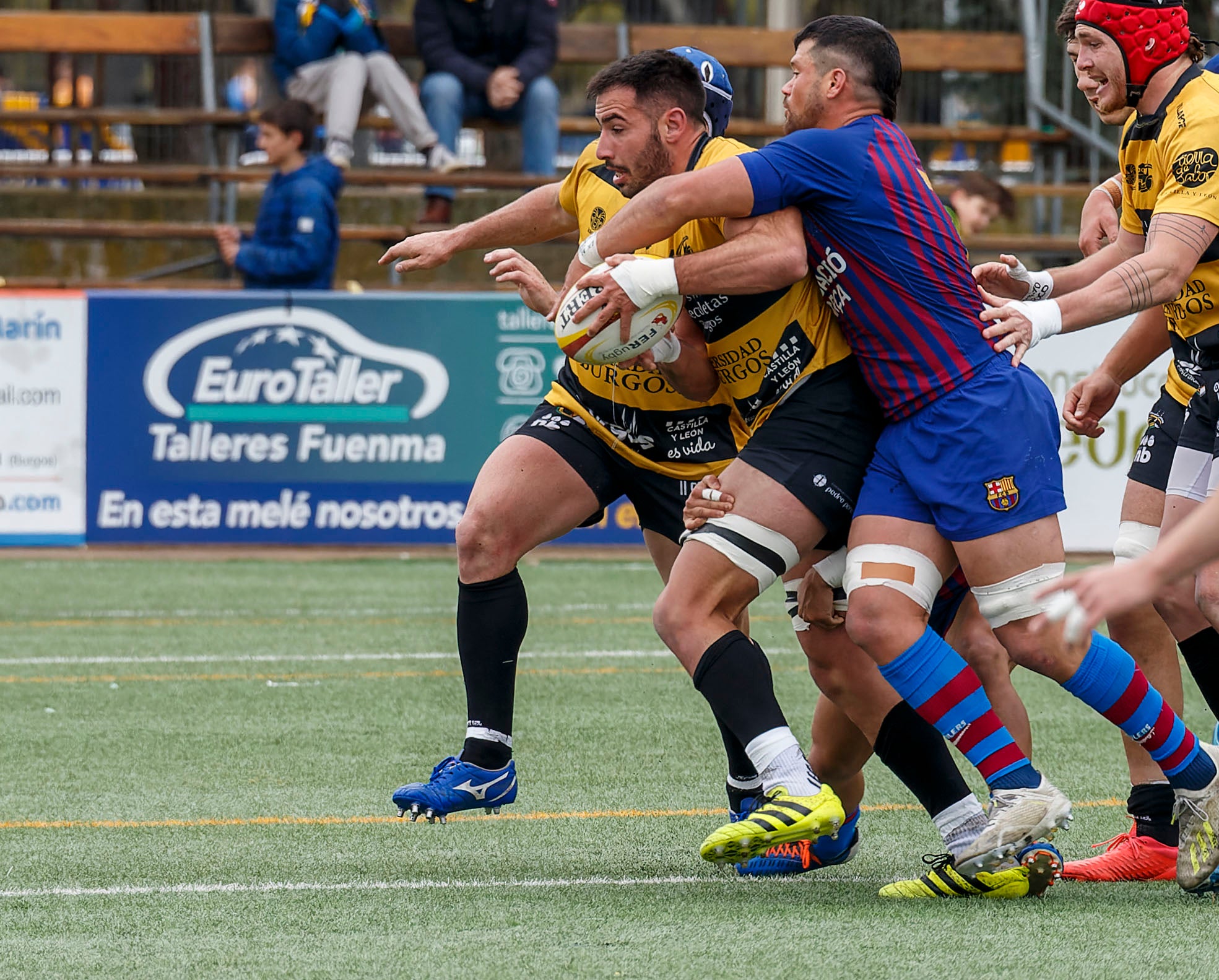 Fotos: Victoria del Recoletas Burgos frente al Barça a Rugbi