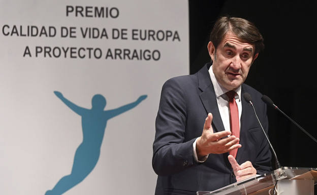 Juan Carlos Suárez-Quiñones en la entrega del Premio de Innovación Política Europea de Calidad de Vida 2021. 