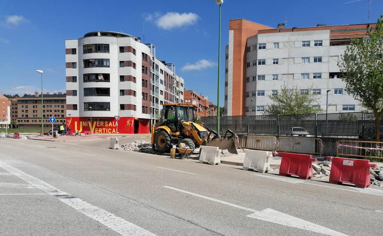 Se modificará la isleta para hacer el cruce más seguro para peatones y conductores.