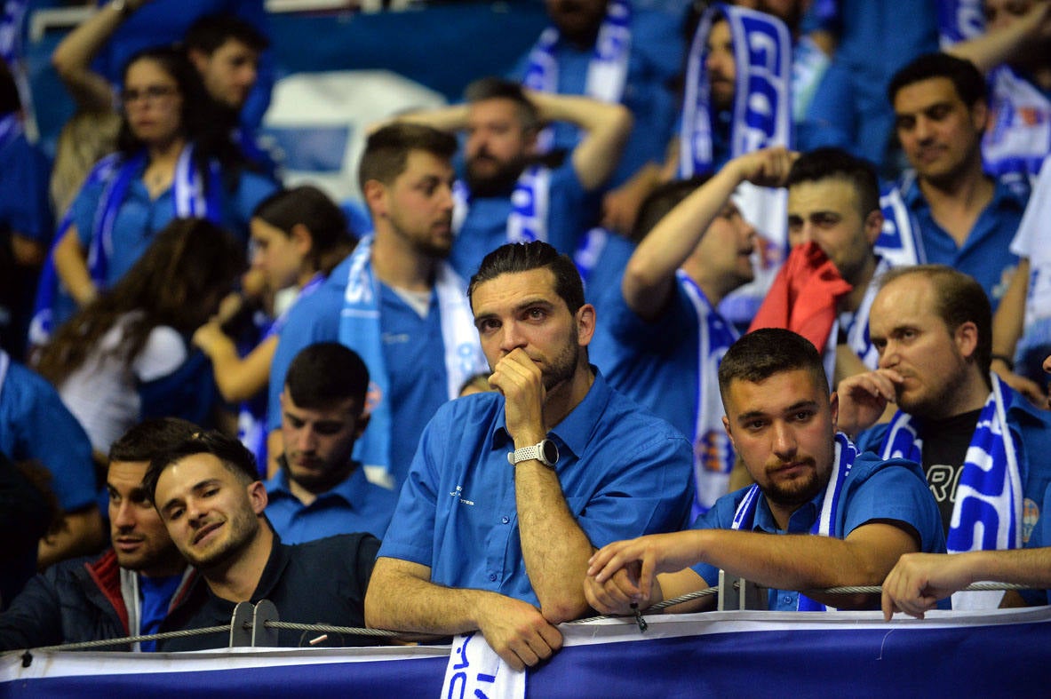 Imágenes del encuentro entre el San Pablo Burgos y el Fuenlabrada en el Coliseum