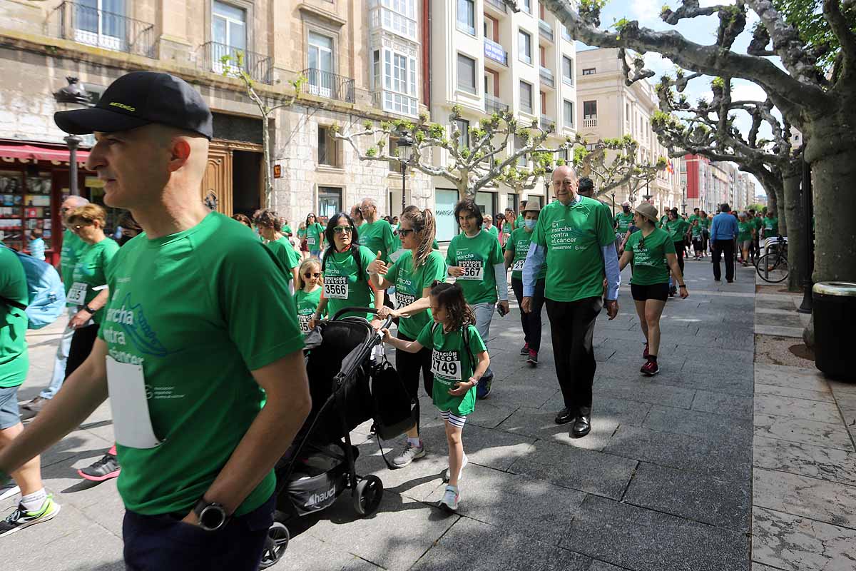 Fotos: Burgos responde con un apoyo absoluto el regreso de la Marcha contra el cáncer