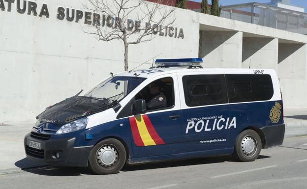 Buscan imágenes de tráfico en Granada del coche donde iban los violadores