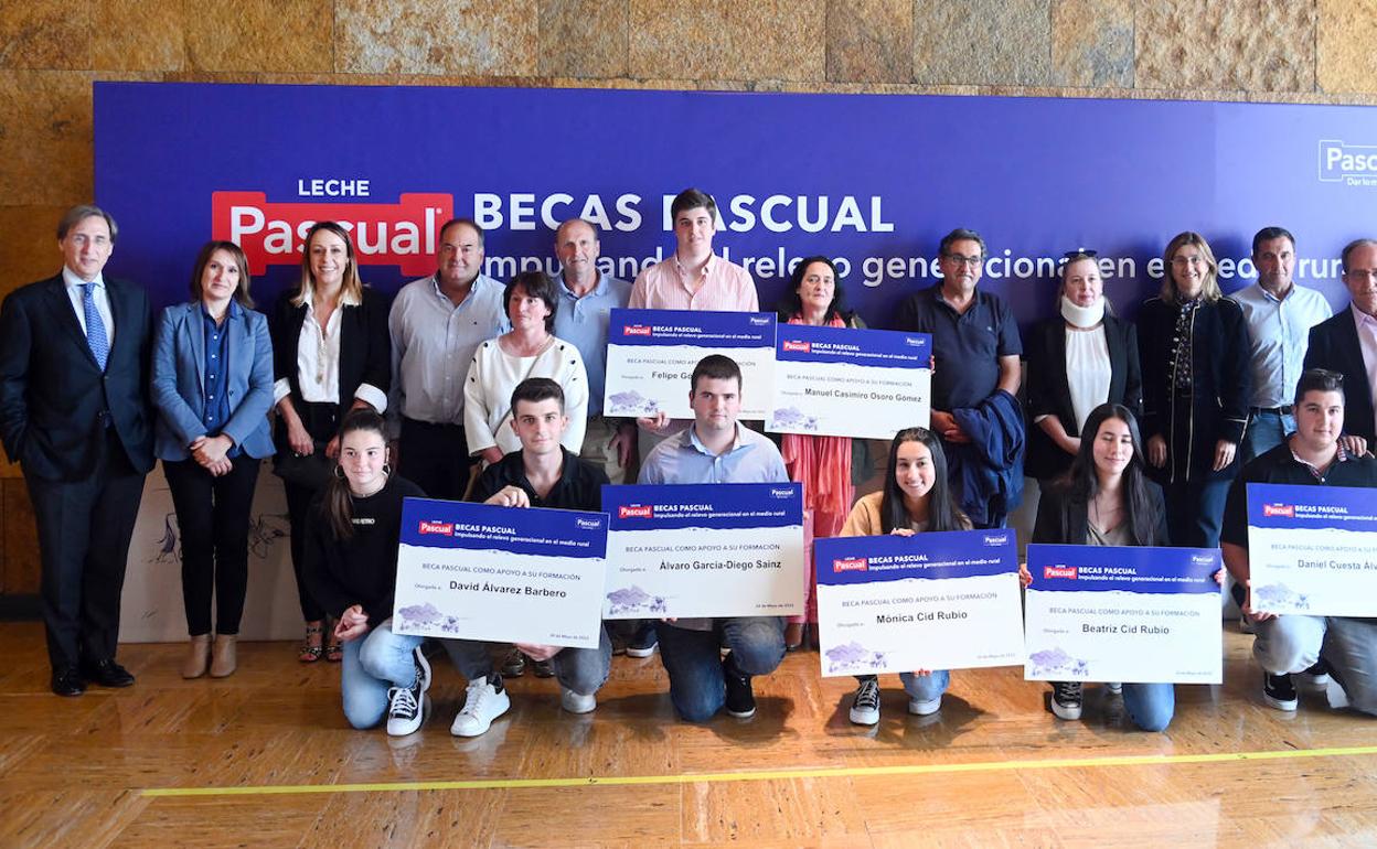 Entrega de las I Becas Pascual. 