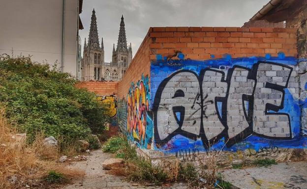 Grafiti en una pared de Burgos. 