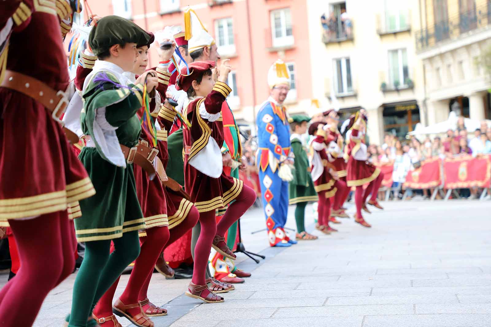 Fotos: Burgos proclama sus Reinas para los Sampedros 2022